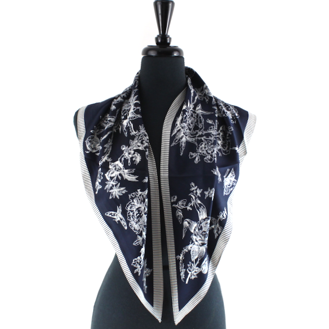 Triangle Scarf