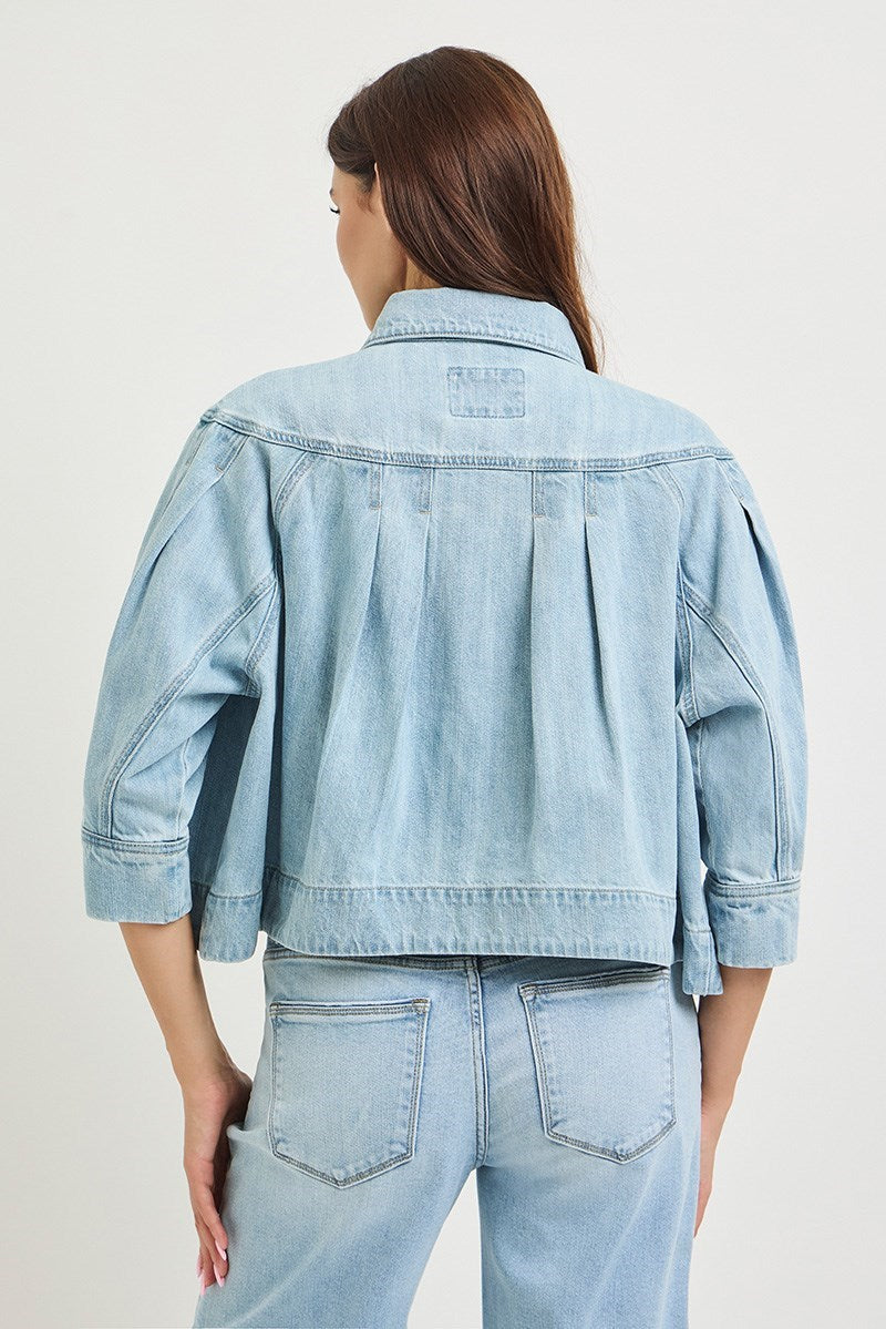 Flowy Denim Jacket w Pleats