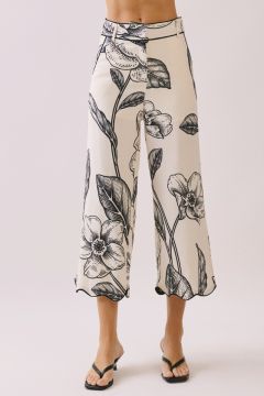Scalloped Hem Floral Culotte Pants