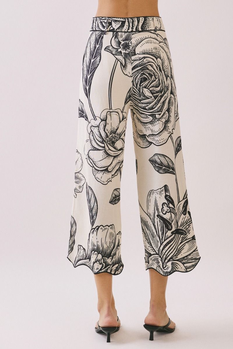 Scalloped Hem Floral Culotte Pants