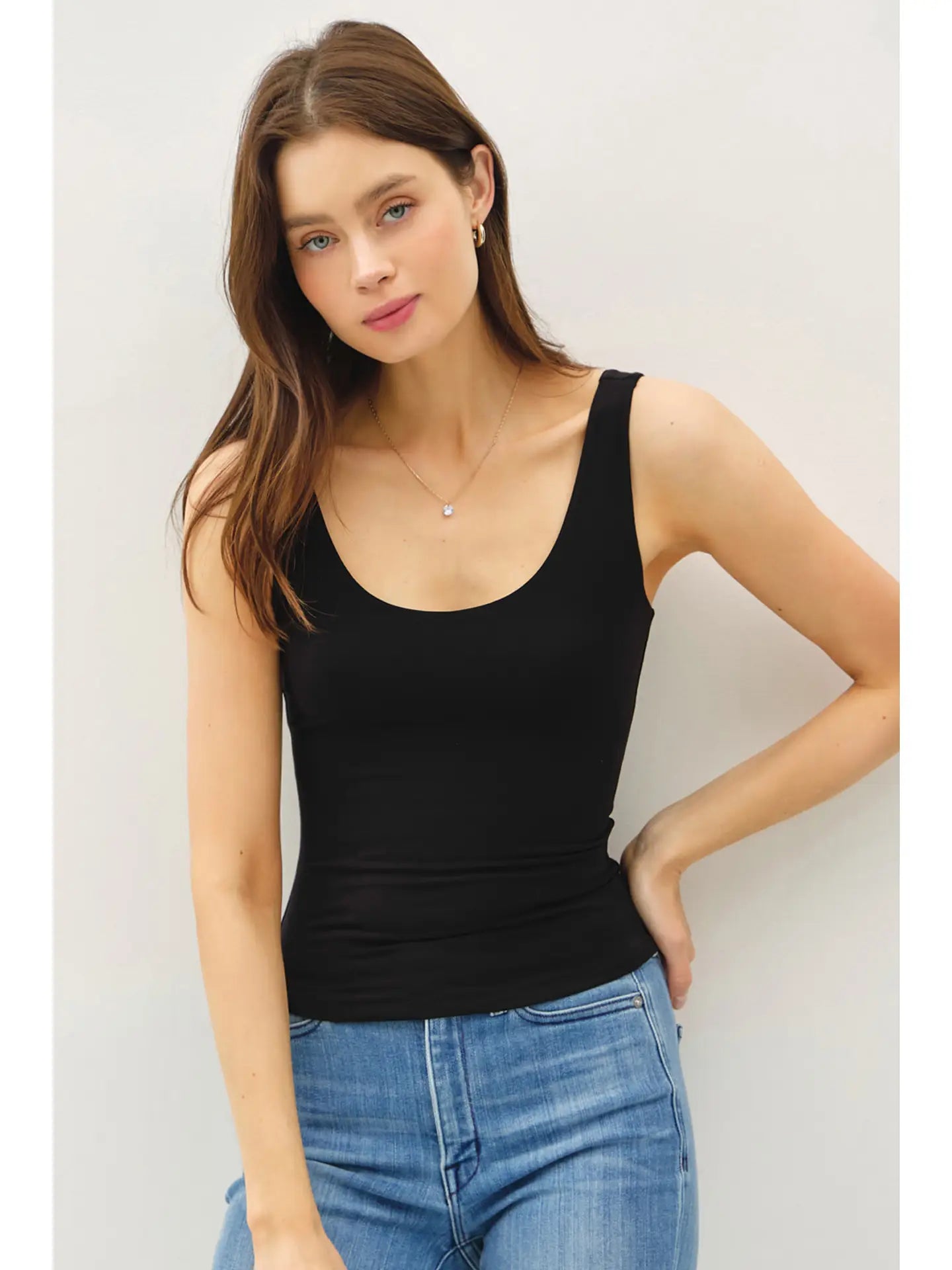 Basic Scoop Neck Tank